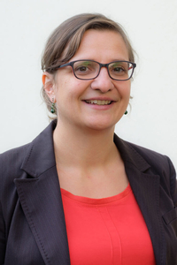 Katrin Springer, Inhaberin der Stadt-Apotheke Radebeul Katrin Springer, Inhaberin der Stadt-Apotheke Radebeul